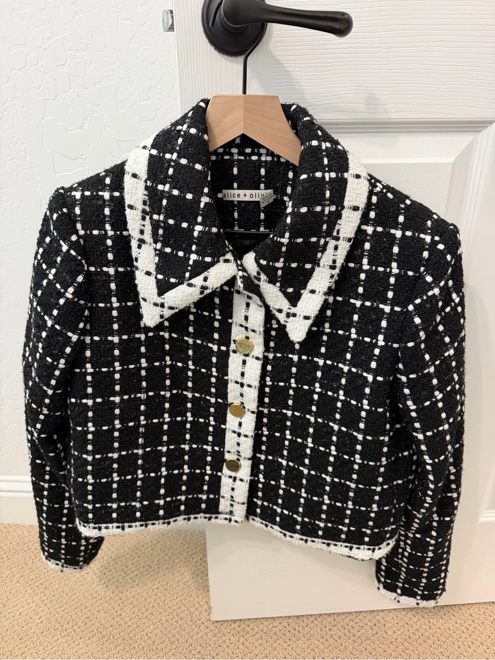 Alice + Olivia Black & White Tweed Cropped Blazer